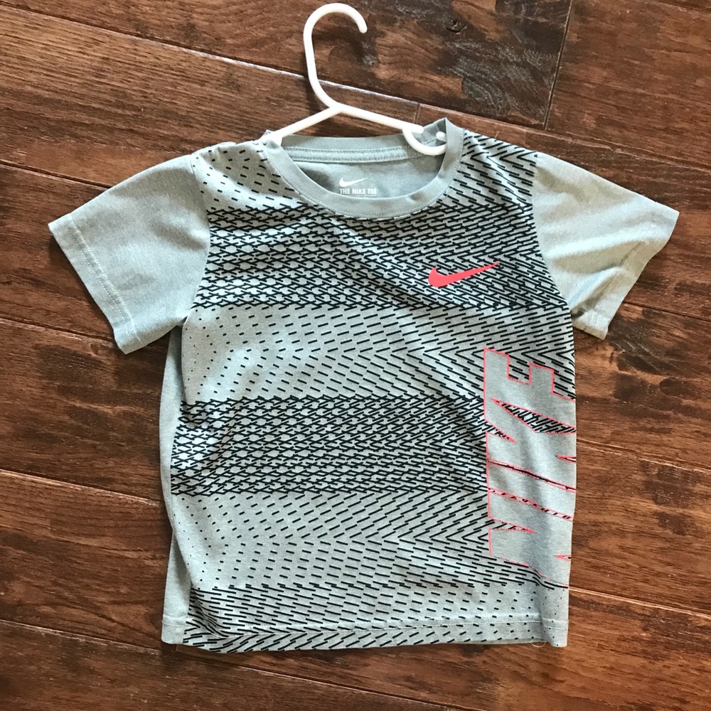 Boys Nike shirt